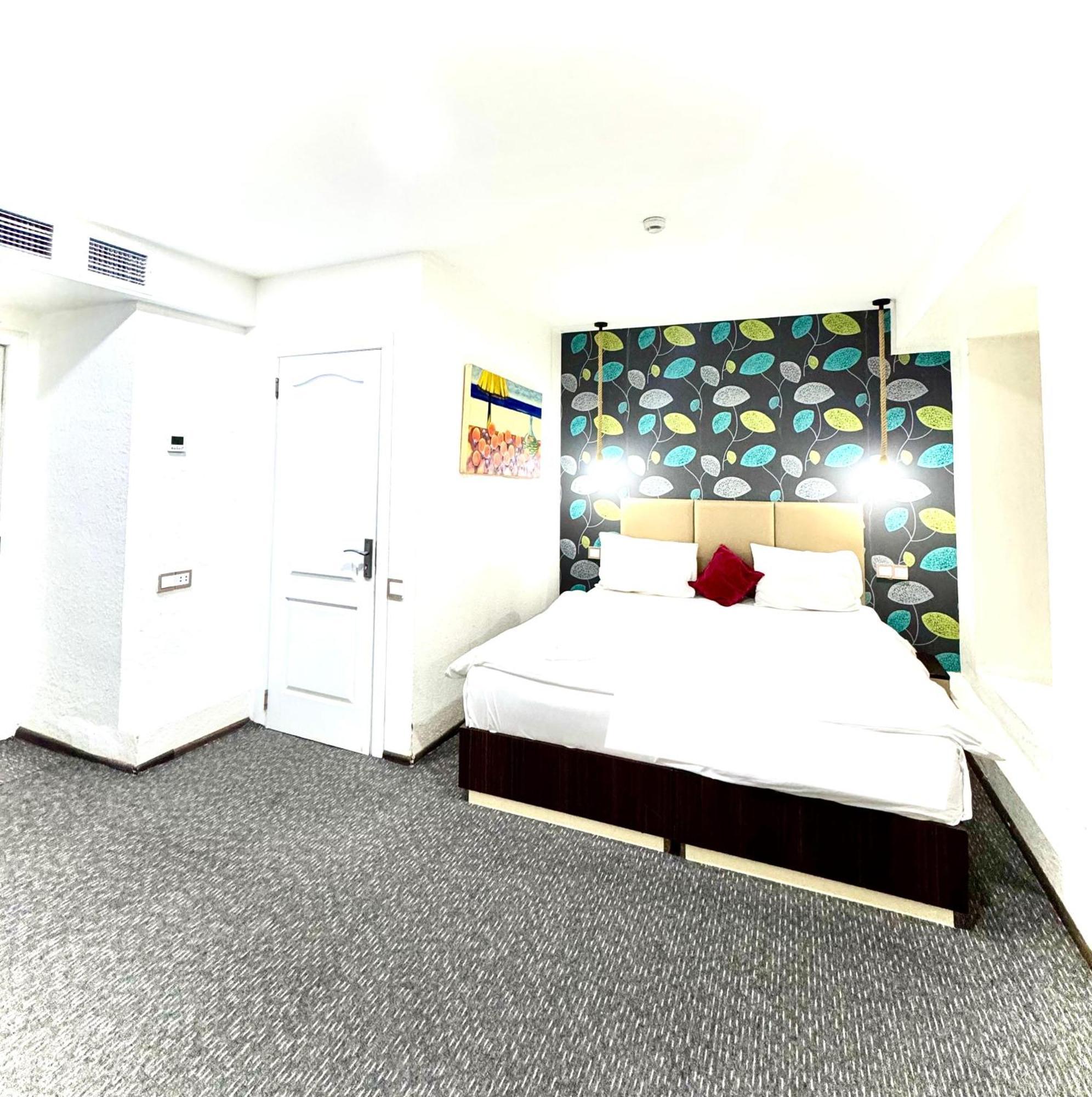 באקו Garden Inn Nizami Hotel מראה חיצוני תמונה